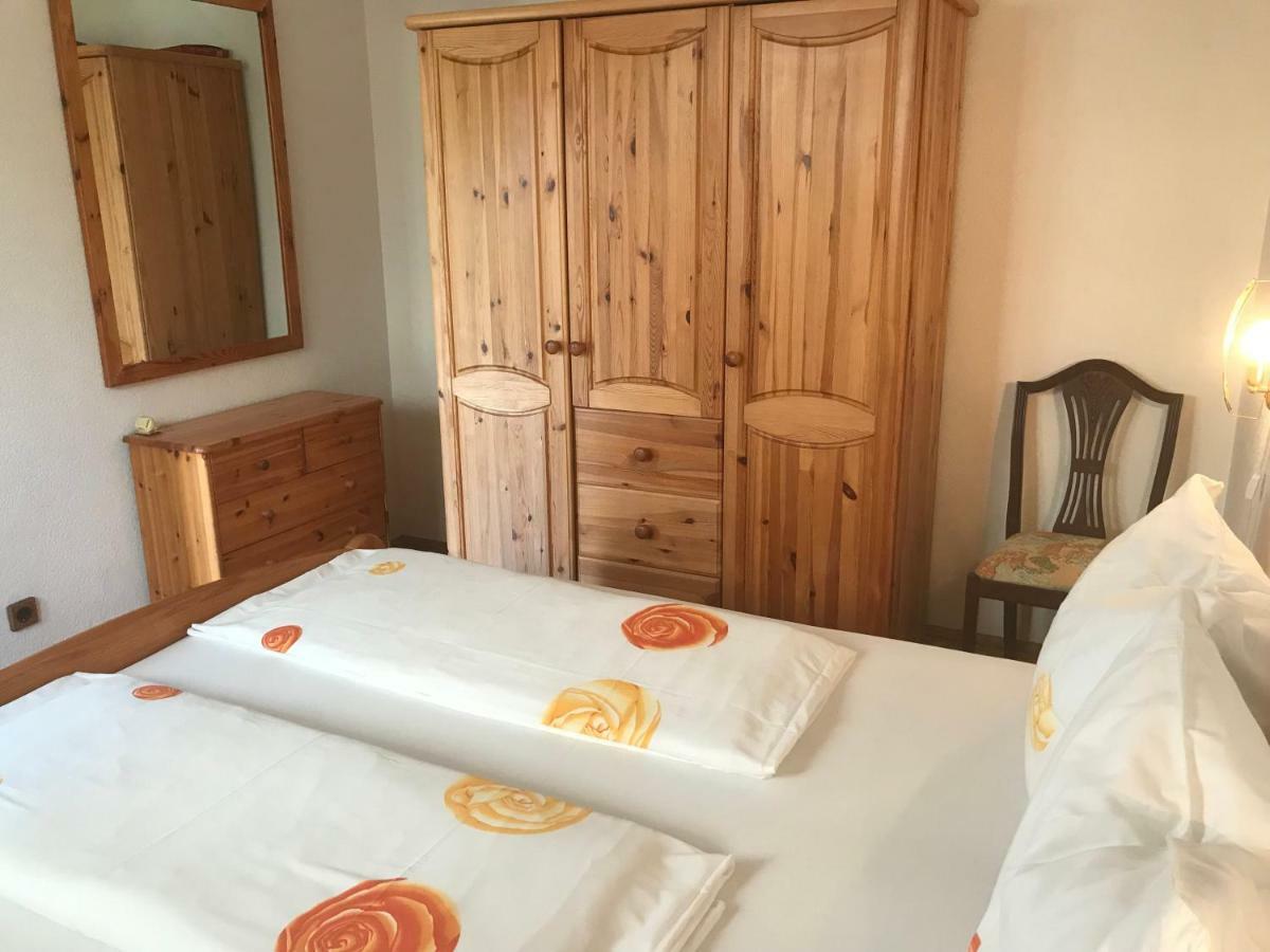 Ferienwohnung Mit 2 Schlafzimmer Oder Studio Apartment - Istrien-Fiorini Brtonigla Bagian luar foto
